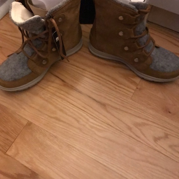 WOMEN'S SOREL EXPLORER™ Joan - Picture 3 of 4